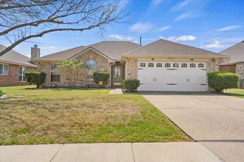 208 Orchard Trl, Wylie, TX 75098