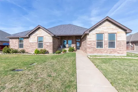 6418 Milestone Dr, Abilene, TX 79606