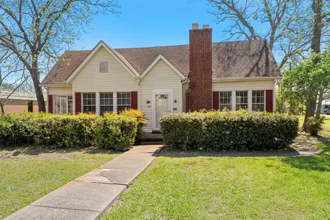 708 E Texas Ave, Mart, TX 76664