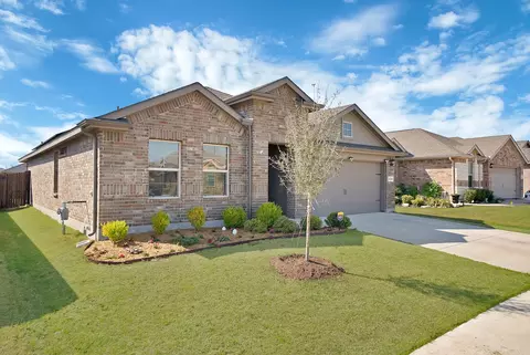 2304 Chesnee Rd, Fort Worth, TX 76108