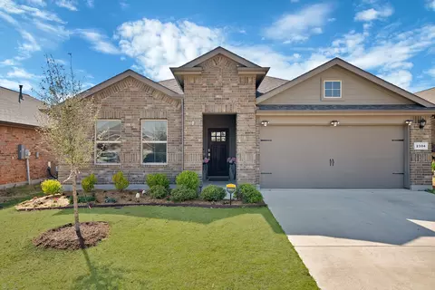 2304 Chesnee Rd, Fort Worth, TX 76108