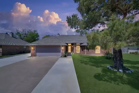 426 Old Annetta Rd, Aledo, TX 76008