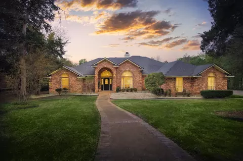 13 Timber Ridge Trl, Lorena, TX 76655