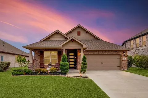 2800 Lakeside Dr, Aubrey, TX 76227