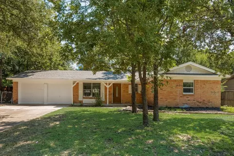 13312 Roaring Springs Ln, Dallas, TX 75240