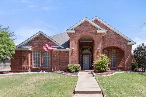 1013 Brook Arbor Dr, Mansfield, TX 76063