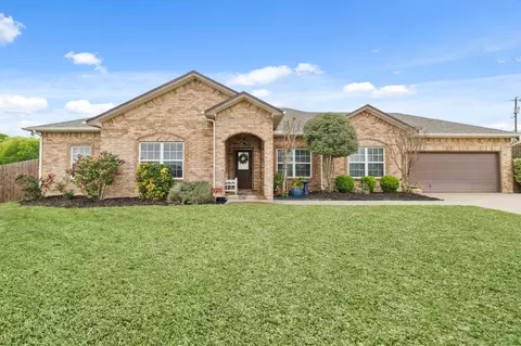 5624 Thoms Ct, Fort Worth, TX 76126