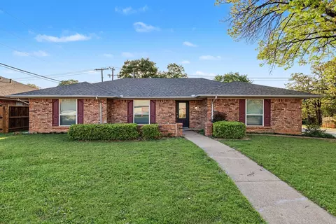 4900 Ridgeline Dr, Arlington, TX 76017