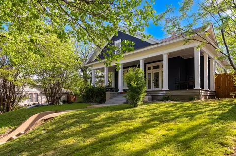 918 Elsbeth St, Dallas, TX 75208