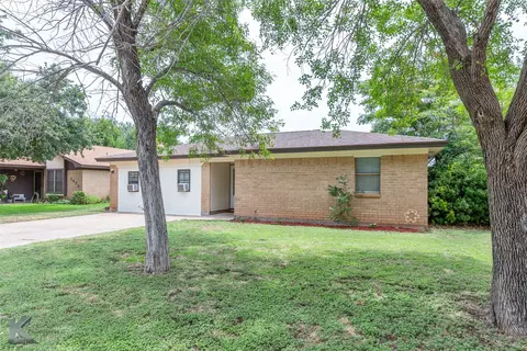 3701 Varsity Ln, Abilene, TX 79602