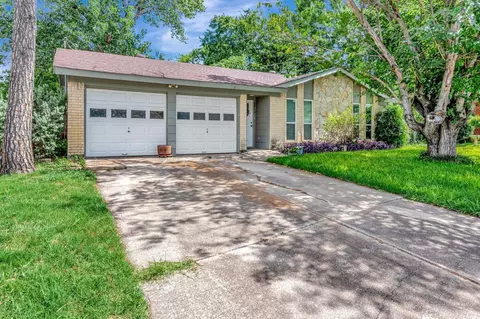 5913 Cathy Ct, Watauga, TX 76148