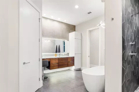 Bath - 3317 Edward Dr, Waco, TX 76708 photo 4 of 6