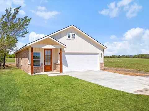 5501 Fm 879, Garrett, TX 75119