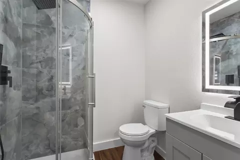 Bath - 732 Windsor Dr, Everman, TX 76140 photo 3 of 3