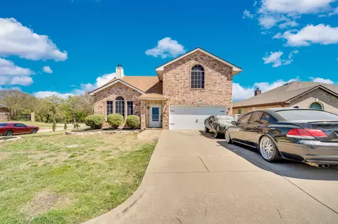 1808 Rybovich Ln, Mansfield, TX 76063