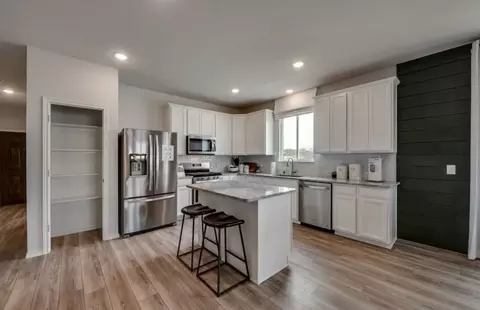 700 Forestdale Ct, Haslet, TX 76052