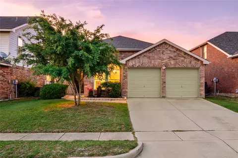 4257 Highgate Rd, Fort Worth, TX 76244