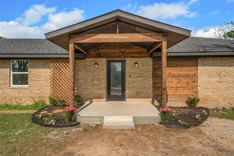 1265 Houston St N, Lorena, TX 76655
