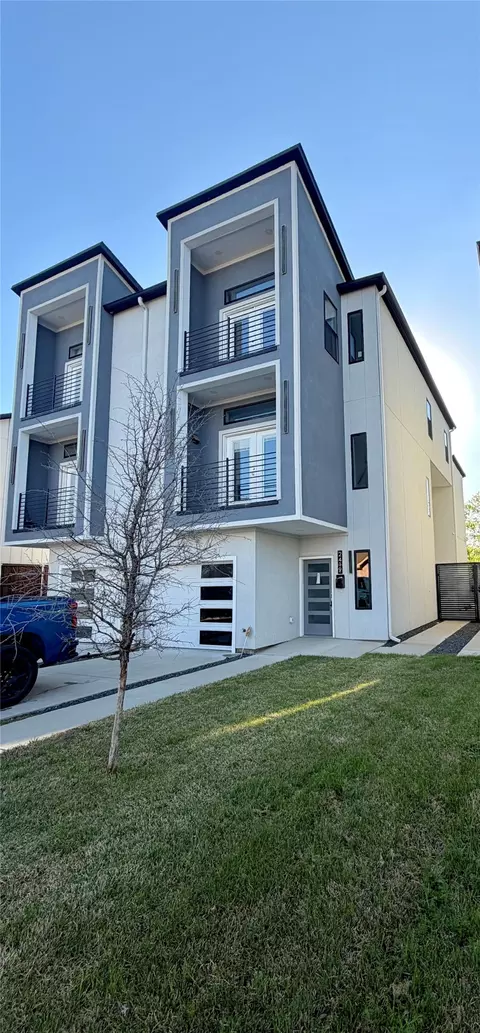 2419 Crossman Ave, Dallas, TX 75212