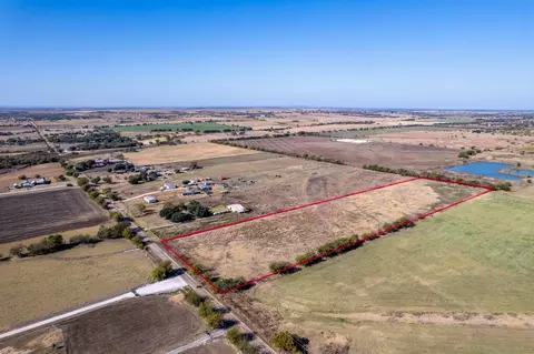 5814 Woodard Ave, Cleburne, TX 76033