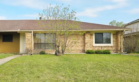 2224 Limestone Ln, Garland, TX 75040