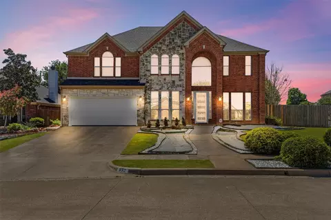 932 Mimosa Ct, Burleson, TX 76028