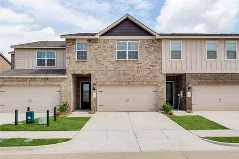 449 Mbs Way, Pilot Point, TX 76258