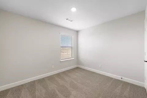 736 Carson Ln, Pilot Point, TX 76258 photo 6