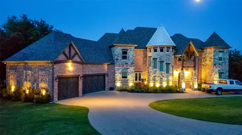 19069 Lakeview Ct, Whitney, TX 76692