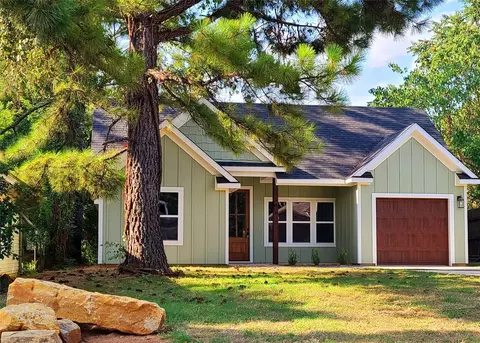 114 W Morton St, Denison, TX 75021