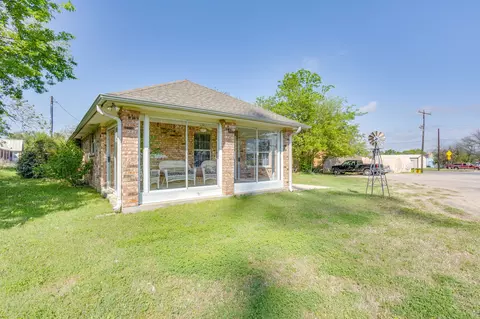 Exterior - 108 S Douglas St, Covington, TX 76636 photo 8 of 9