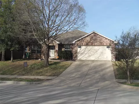 Exterior - 2607 Trinity Ter, Corinth, TX 76210 photo 2 of 4
