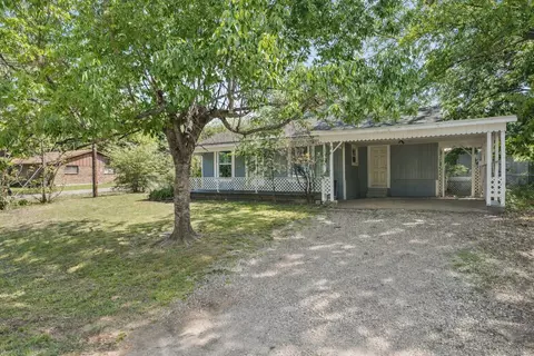 4203 Cordell St, Greenville, TX 75401