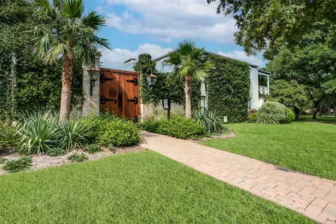 5911 E University Blvd #206, Dallas, TX 75206