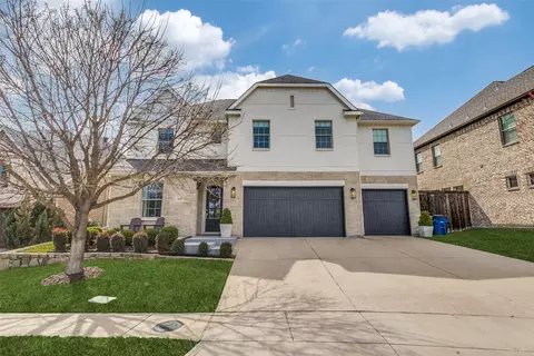 7533 Garonne St, Dallas, TX 75231