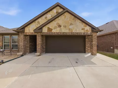 116 Arborside Dr, Waxahachie, TX 75165
