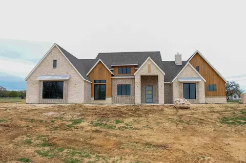 2016 Pinetree Post, Weatherford, TX 76087