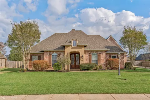 125 Horseguards Ave, Bossier City, LA 71111