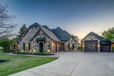 254 Maral Ln, Azle, TX 76020