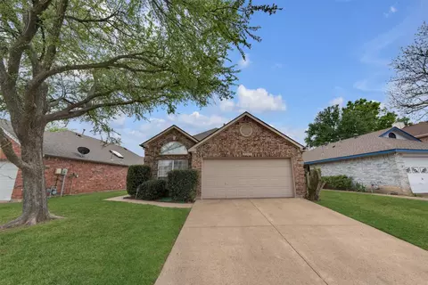 2142 Glen Heights Dr, Garland, TX 75044