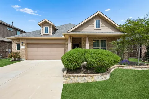 1904 Cardinal Way, Argyle, TX 76226