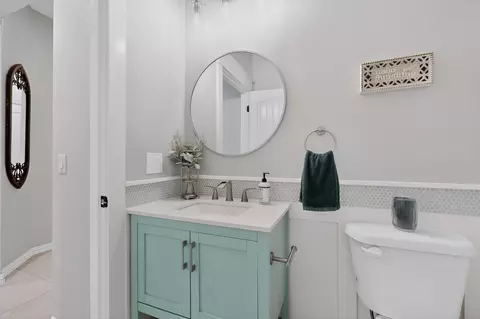 Bath - 8805 Compton St, Denton, TX 76207 photo 3 of 3