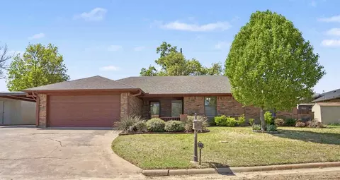 131 Cromeans St, Jacksboro, TX 76458