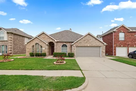 2716 Potter Ct, Grand Prairie, TX 75052