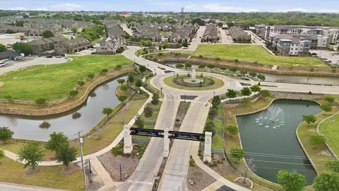 View/Area - 215 Suma Dr, Euless, TX 76040 photo 3 of 5