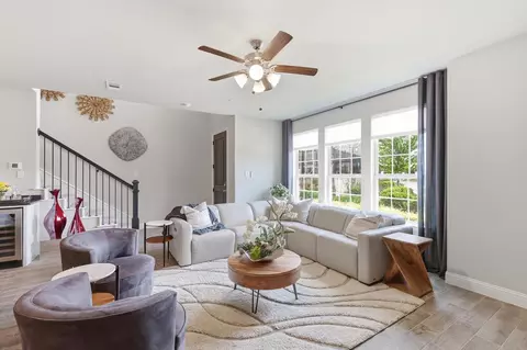 Living - 215 Suma Dr, Euless, TX 76040 photo 2 of 4
