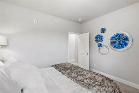 Bedroom - 215 Suma Dr, Euless, TX 76040 photo 5 of 5