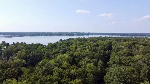 000 Paladin Dr, Log Cabin, TX 75148