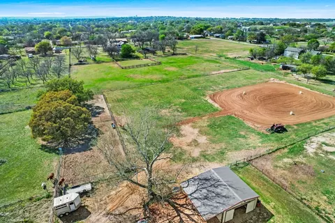 View/Area - 207 N Sand St, Comanche, TX 76442 photo 3 of 8