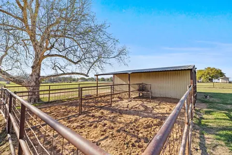 Other - 207 N Sand St, Comanche, TX 76442 photo 4 of 9